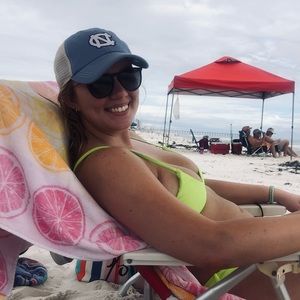 Meet your Posher, Macy